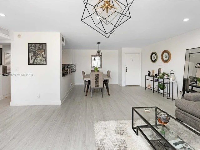 14203 SW 66th St # 503, Miami FL 33183