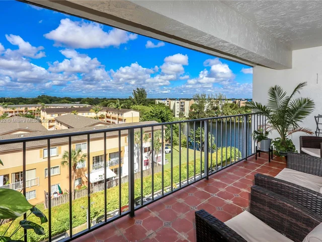 14203 SW 66th St # 503, Miami FL 33183