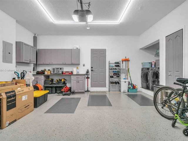 6502 SW 158th Pass, Miami FL 33193