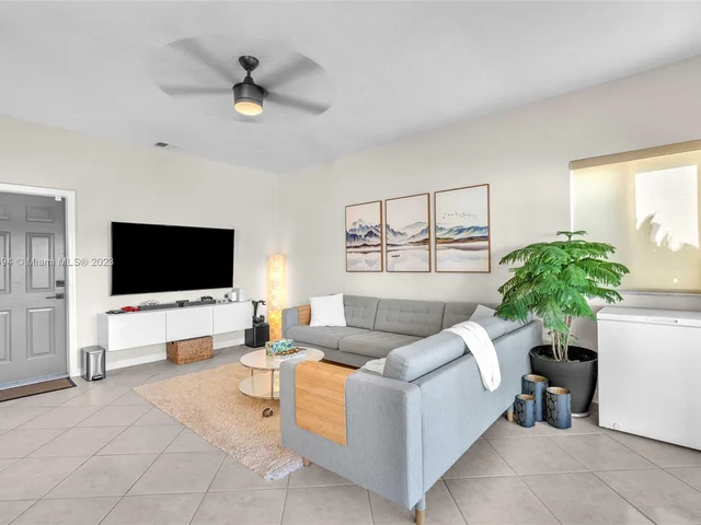 6502 SW 158th Pass, Miami FL 33193