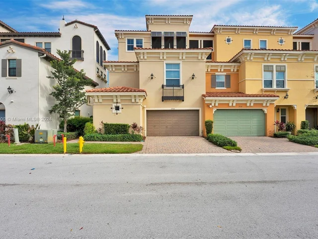 2938 NW 124th Way, Sunrise FL 33323