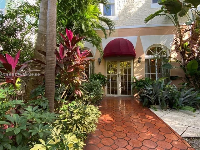 747 Michigan Ave # 106, Miami Beach FL 33139