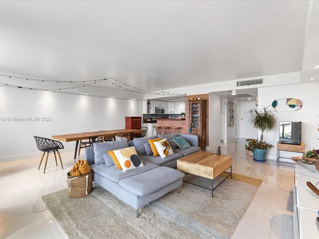 10000 W Bay Harbor Dr # 503, Bay Harbor Islands FL 33154