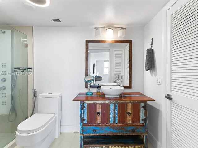 10000 W Bay Harbor Dr # 503, Bay Harbor Islands FL 33154