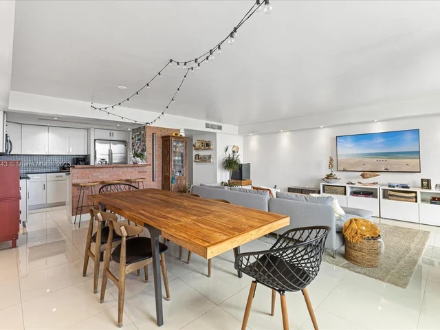 10000 W Bay Harbor Dr # 503, Bay Harbor Islands FL 33154