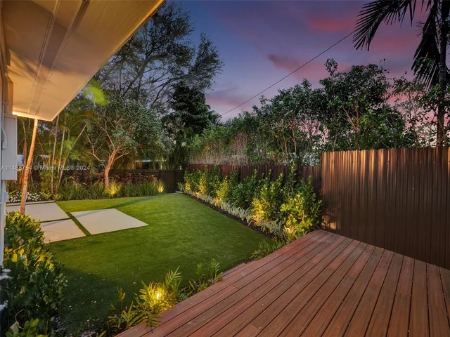 18560 NE 20th Ct, North Miami Beach FL 33179