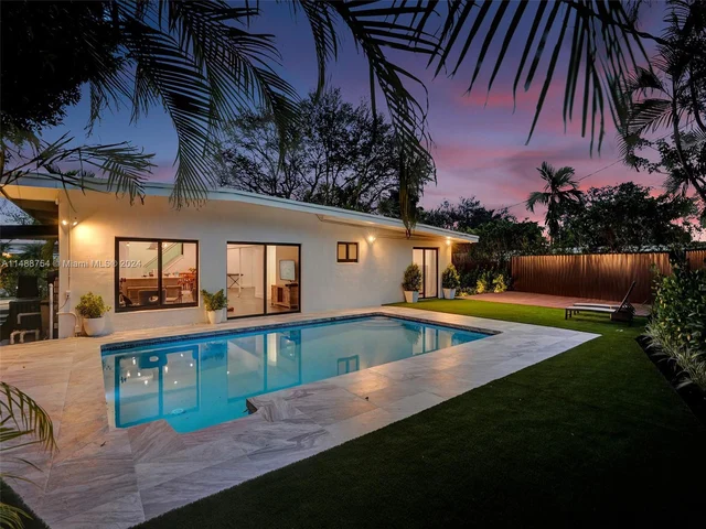 18560 NE 20th Ct, North Miami Beach FL 33179