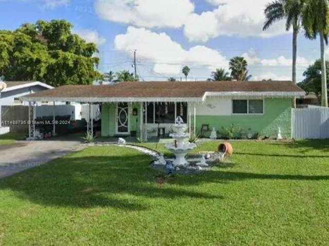 2831 Arcadia Dr, Miramar FL 33023