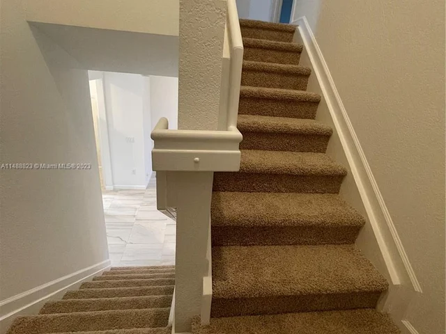 1021 SE 24th Ter, Homestead FL 33035