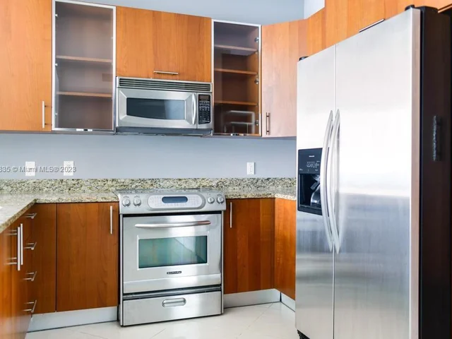 1945 S Ocean Dr # 610, Hallandale Beach FL 33009