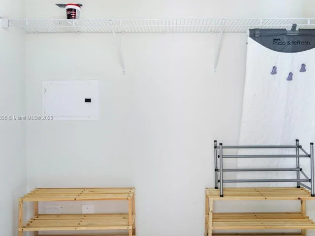 1945 S Ocean Dr # 610, Hallandale Beach FL 33009