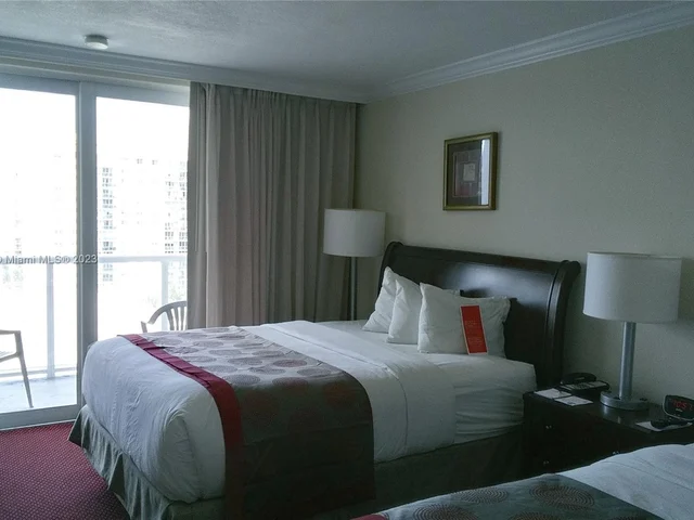 19201 Collins Ave # 733, Sunny Isles Beach FL 33160