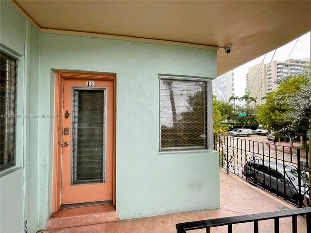 1240 11th St # 12, Miami Beach FL 33139