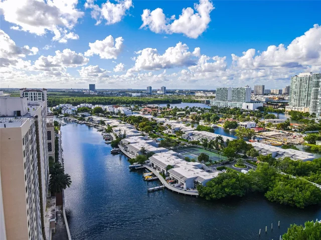 214 Poinciana Dr # 204, Sunny Isles Beach FL 33160