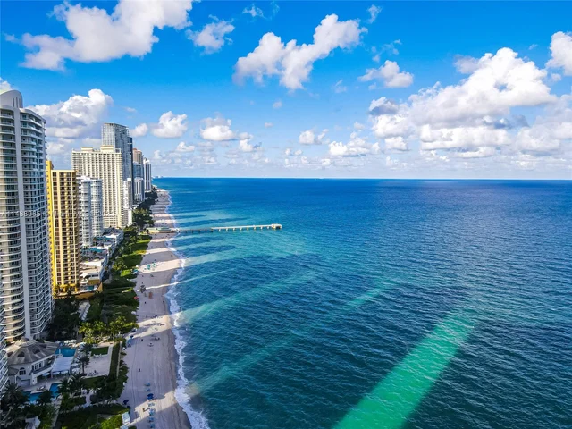214 Poinciana Dr # 204, Sunny Isles Beach FL 33160