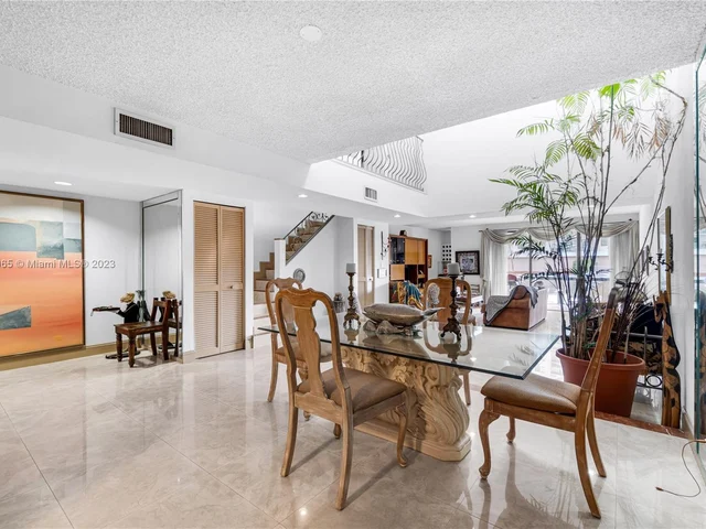 214 Poinciana Dr # 204, Sunny Isles Beach FL 33160