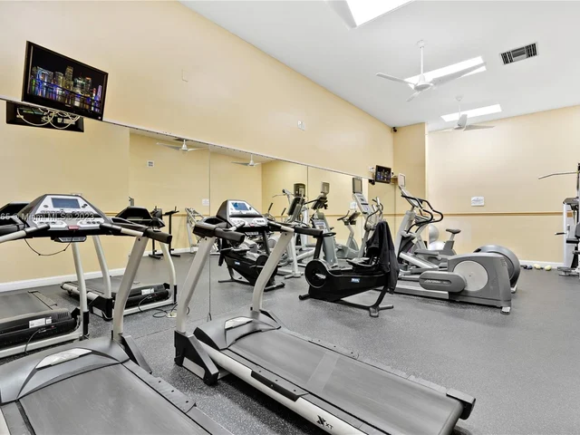 214 Poinciana Dr # 204, Sunny Isles Beach FL 33160