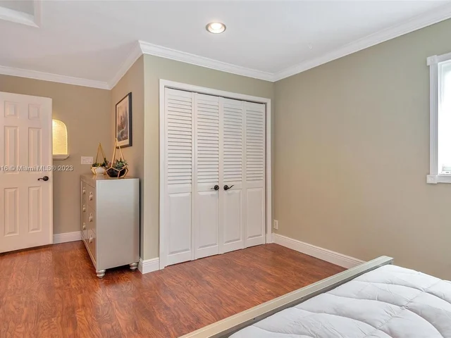 2720 SE 14th St, Pompano Beach FL 33062