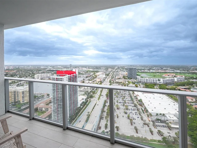 4010 S Ocean Dr # T3706, Hollywood FL 33019