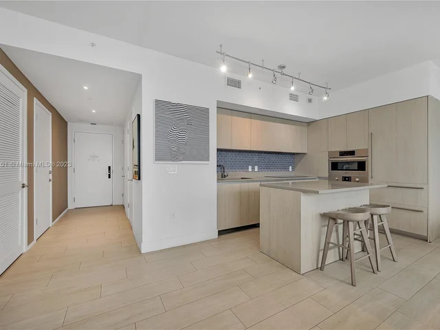 4010 S Ocean Dr # T3706, Hollywood FL 33019