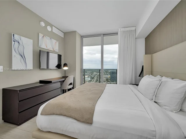 4010 S Ocean Dr # T3706, Hollywood FL 33019