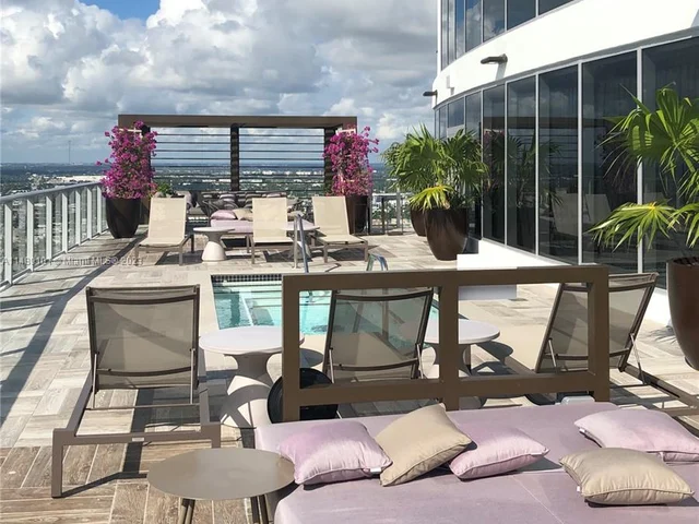 4010 S Ocean Dr # T3706, Hollywood FL 33019