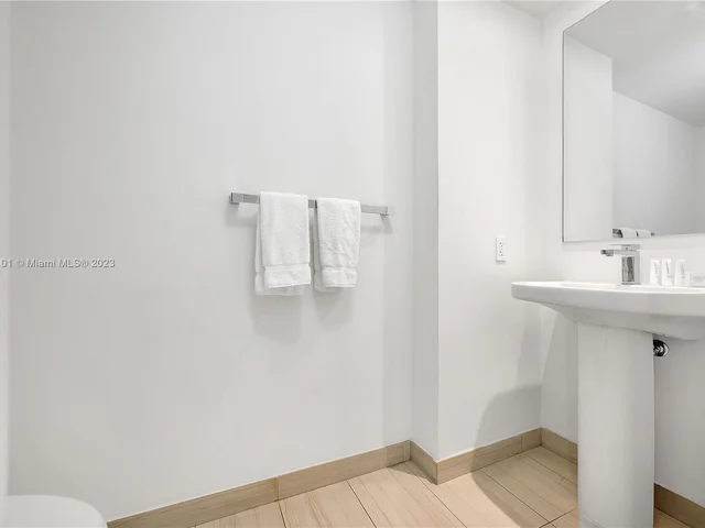 4010 S Ocean Dr # T3706, Hollywood FL 33019