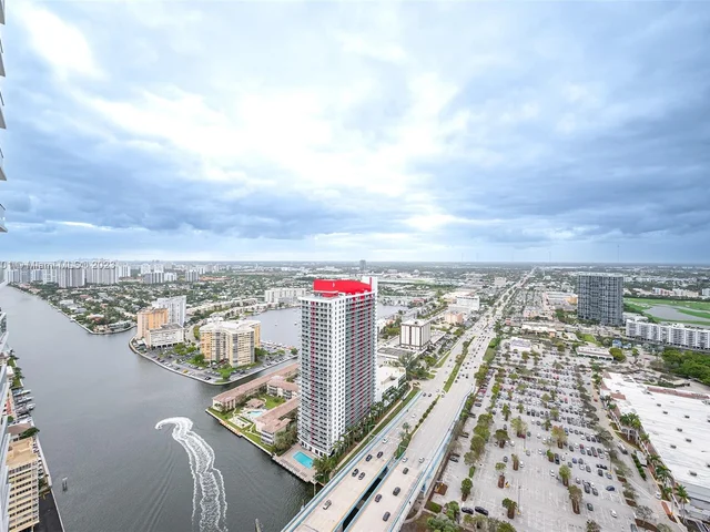 4010 S Ocean Dr # T3706, Hollywood FL 33019