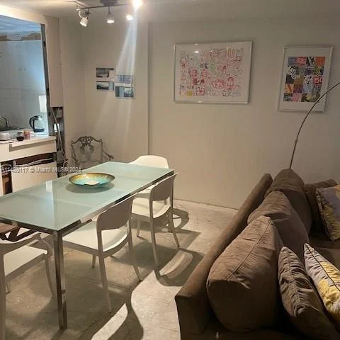 1050 93rd St # 3D, Bay Harbor Islands FL 33154