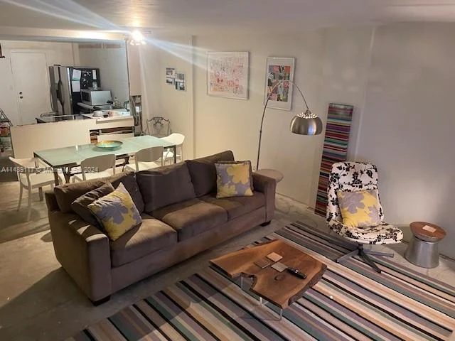 1050 93rd St # 3D, Bay Harbor Islands FL 33154