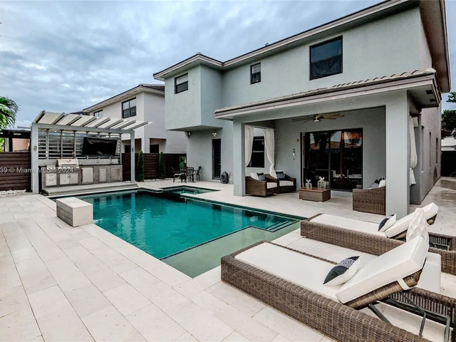 15940 SW 136th Way, Miami FL 33196