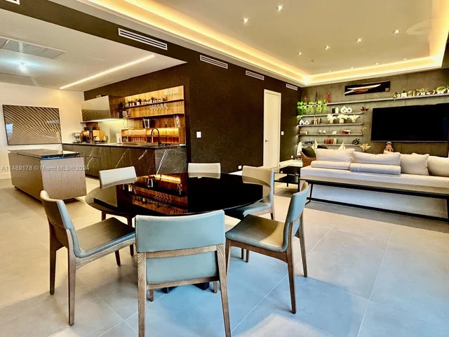 2301 Collins, Miami Beach FL 33139