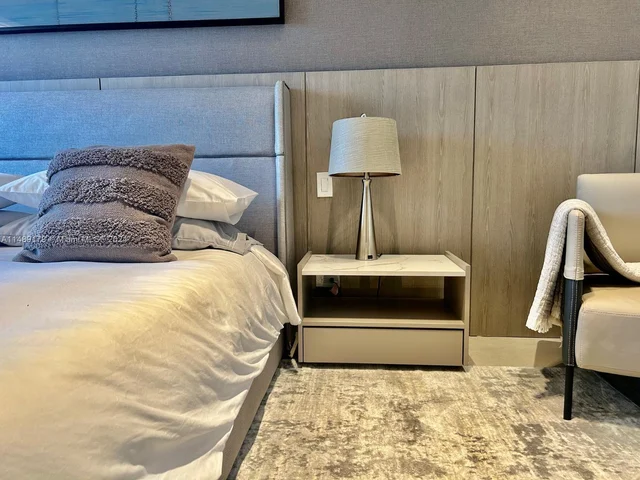 2301 Collins, Miami Beach FL 33139