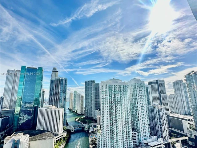 350 S Miami Ave # 3501, Miami FL 33130