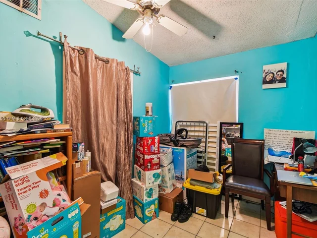 160 NW 122nd St, North Miami FL 33168