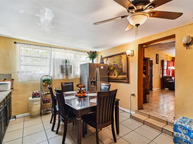 160 NW 122nd St, North Miami FL 33168