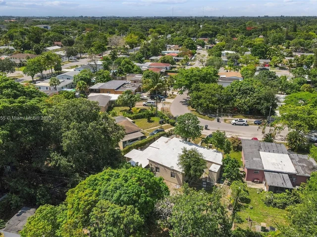 160 NW 122nd St, North Miami FL 33168