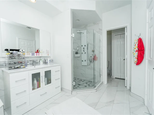 10982 NW 48th Ln # 10982, Doral FL 33178