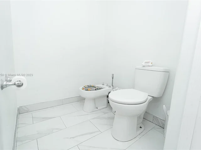 10982 NW 48th Ln # 10982, Doral FL 33178