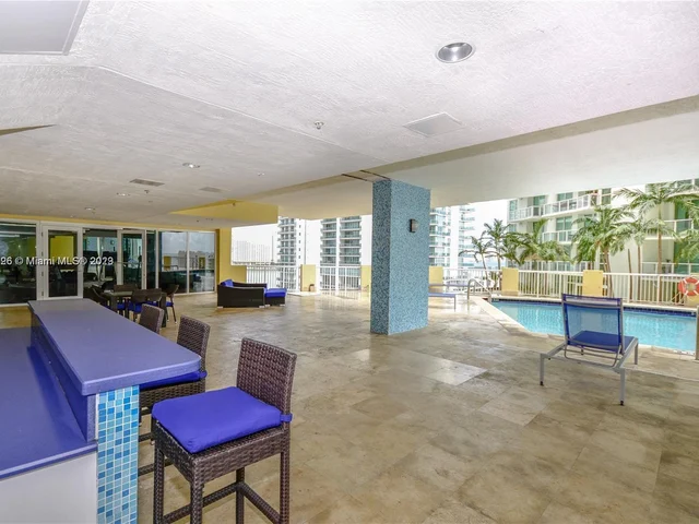 170 SE 14th St # 1807, Miami FL 33131