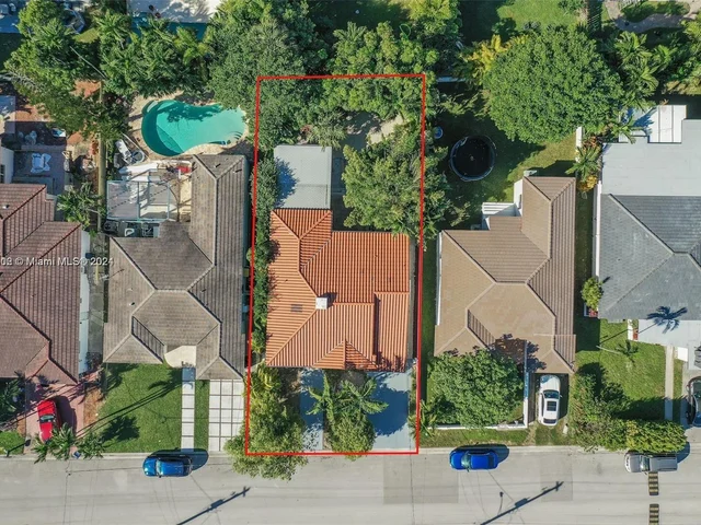 9324 Byron Ave, Surfside FL 33154