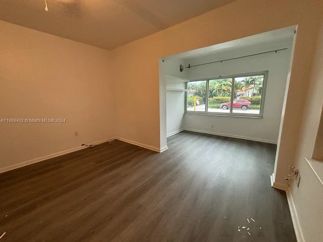 9324 Byron Ave, Surfside FL 33154