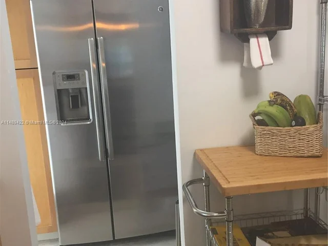 3300 SW 1st Ave, Miami FL 33145