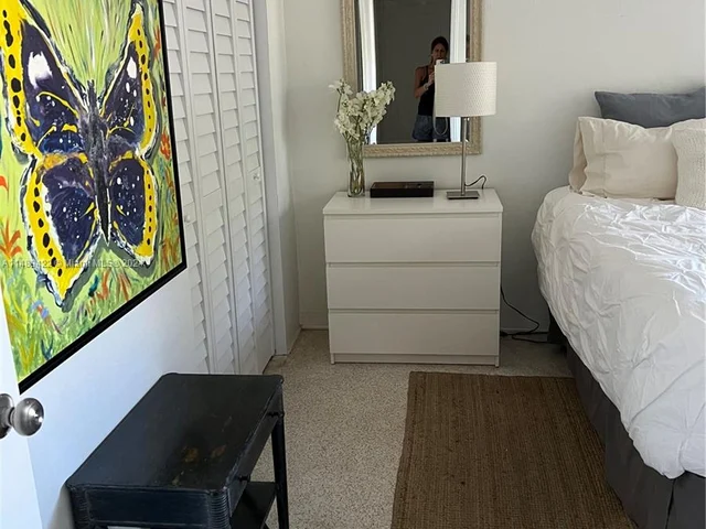 3300 SW 1st Ave, Miami FL 33145