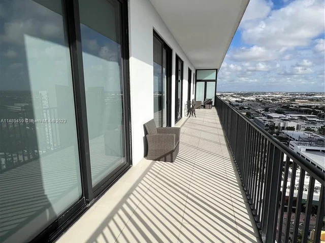 5252 NW 85th Ave # 2105, Doral FL 33166