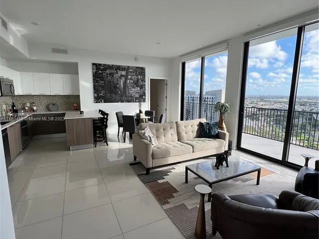 5252 NW 85th Ave # 2105, Doral FL 33166