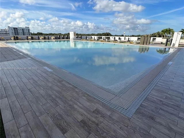 5252 NW 85th Ave # 2105, Doral FL 33166