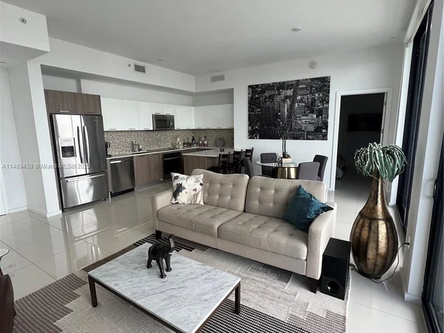 5252 NW 85th Ave # 2105, Doral FL 33166