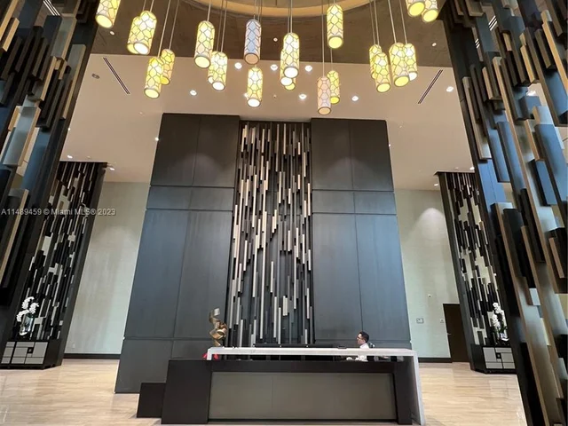 5252 NW 85th Ave # 2105, Doral FL 33166