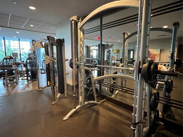 5252 NW 85th Ave # 2105, Doral FL 33166